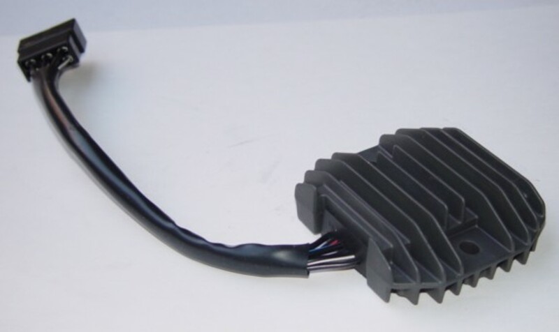regulador corriente eléctrica