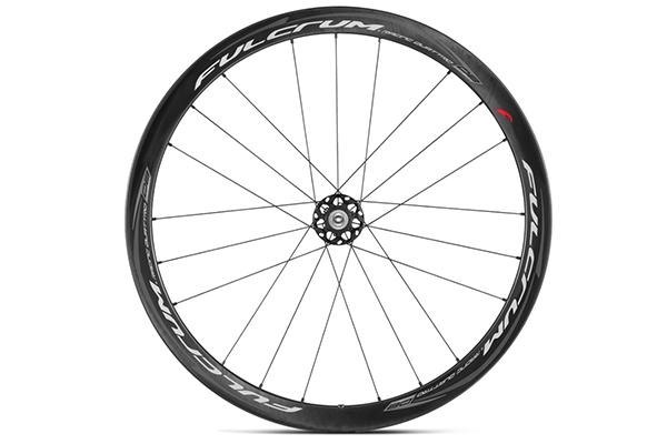 rueda delantera racing quattro carbon disc 15