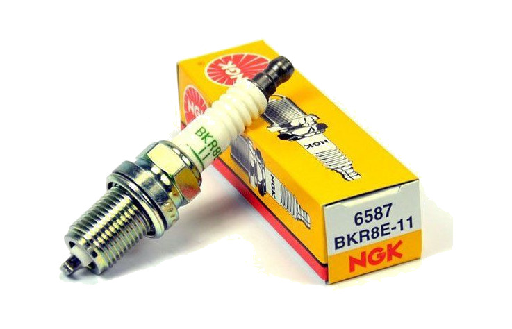 NGK Bujia con terminal solido BKR8E-11 compatible con HONDA XR 650 R (RE01) 650 - Bild 2 von 2