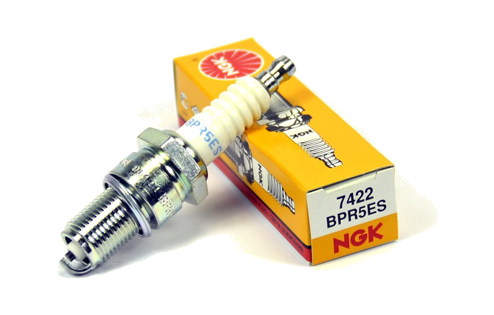 NGK NGK BPR5ES-Zündkerze mit abnehmbarem Anschluss für erhöhte Zündleistung - Bild 1 von 1