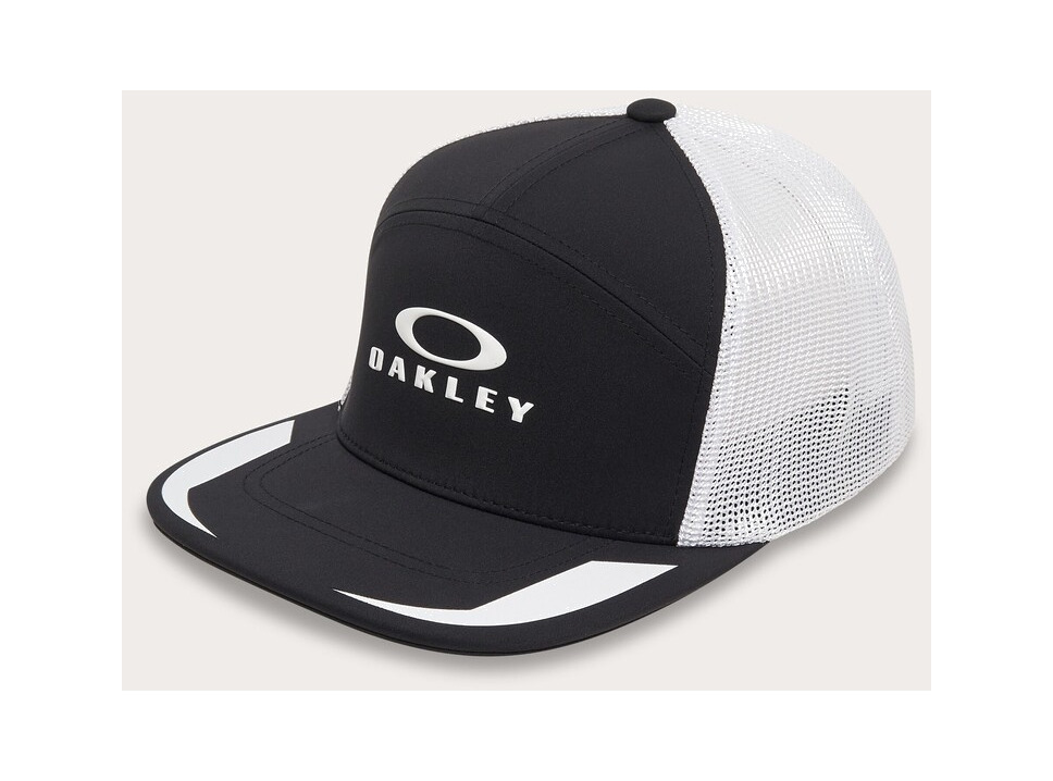 gorra estilo camionero con visera curva podium trucker