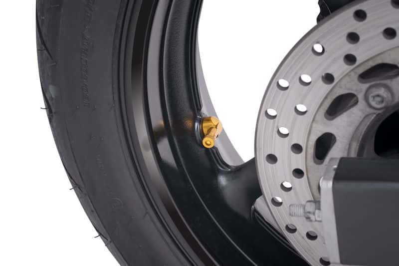 juego valvulas acodadas para tubeless 90º dim.8,3