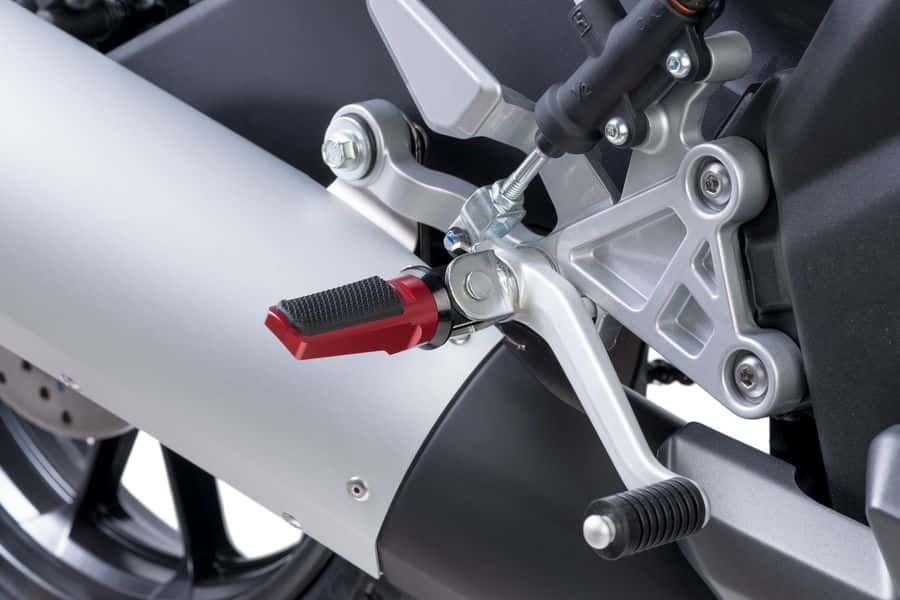 11337-Juego de Estriberas Racing+Goma Lado Der/Izq para Moto - Modelo Sport comp - Imagen 56 de 63