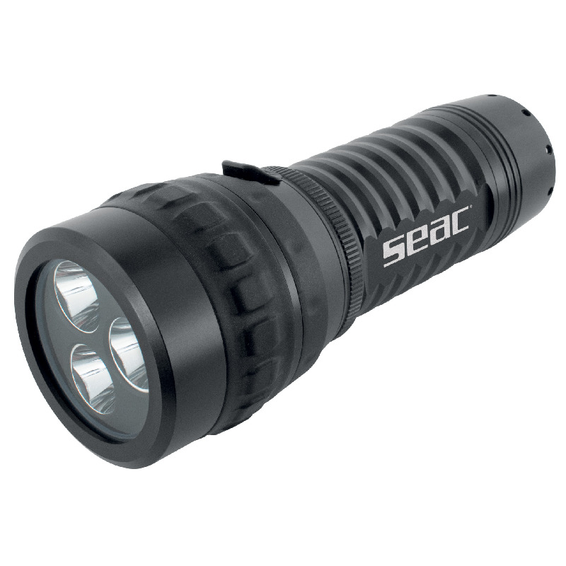 linterna para buceo de alta potencia lumínica seac sz5000