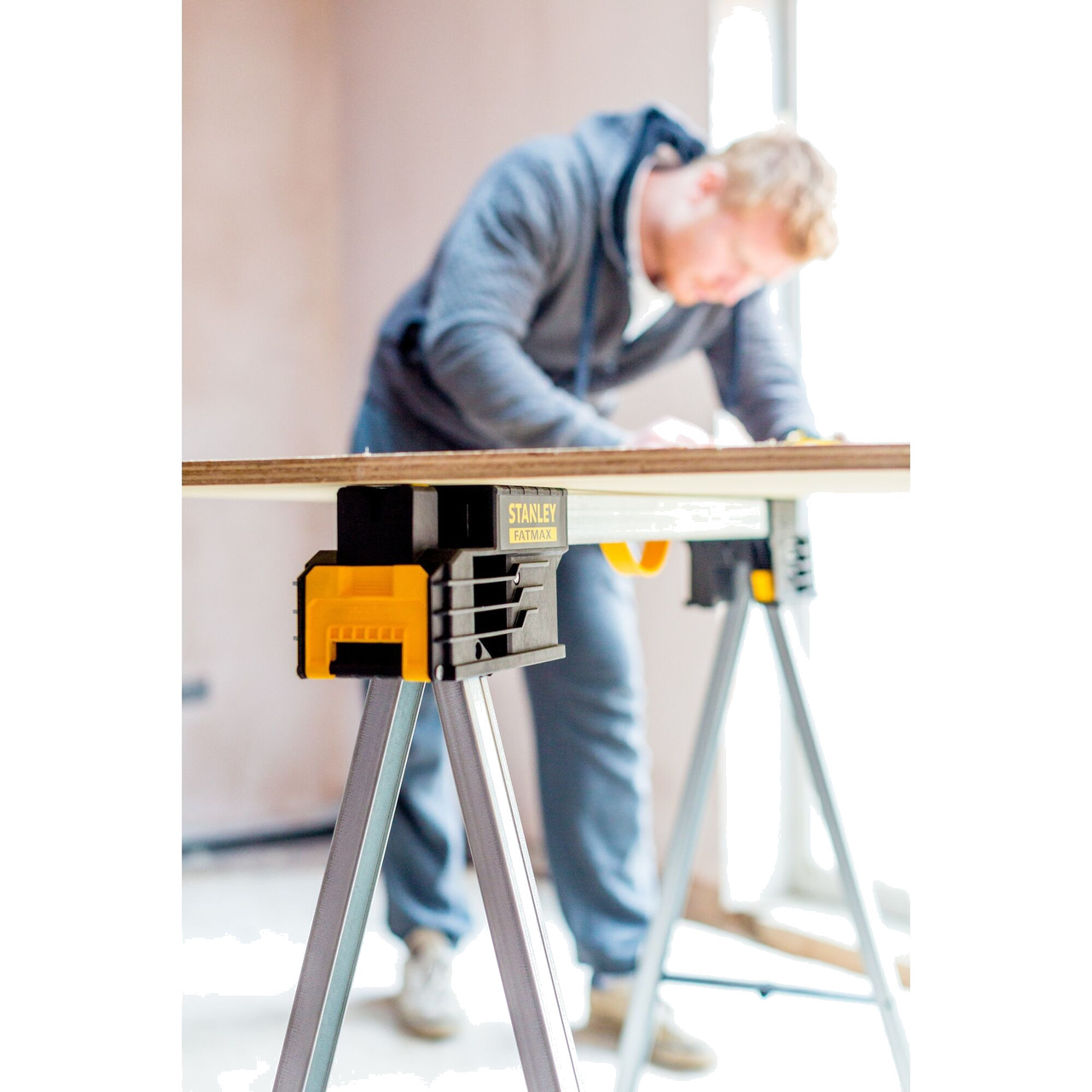 STANLEY Tragbare klappbare Werkbank FATMAX-112CM FMST1-75763 - Produktbild 3