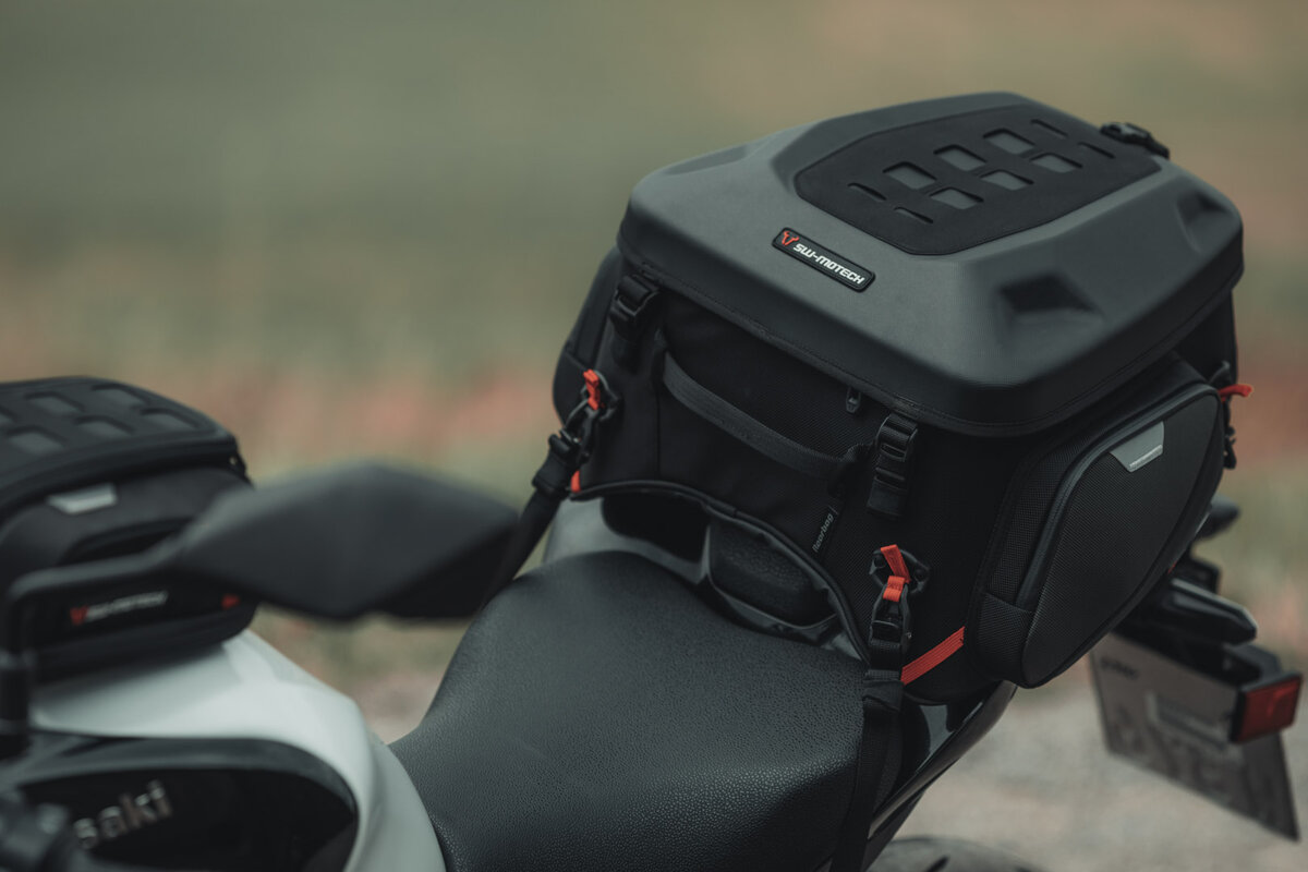 SW-MOTECH Bolsa trasera para moto PRO REARBAG 1680D 22-34L - Imagen 3 de 8