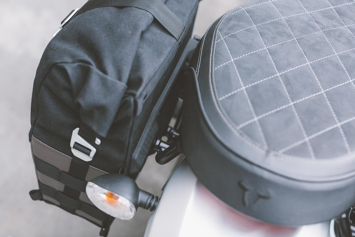 SW-MOTECH Left Support Side Bag LEGEND GEAR LC1 - BLACK EDITION 9.8L - SL - Picture 7 of 8