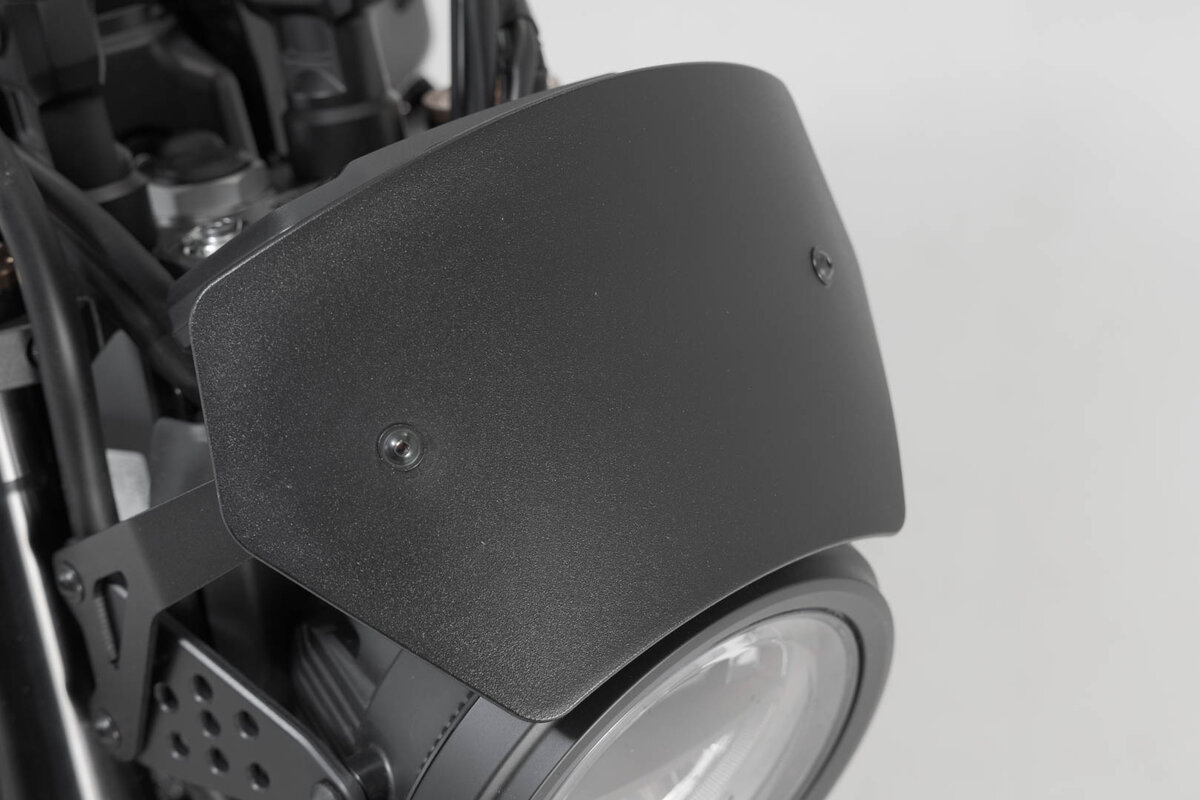 SW-MOTECH motorcycle windshield compatible with compatible with YAMAHA XSR900 (2 - Picture 8 of 10
