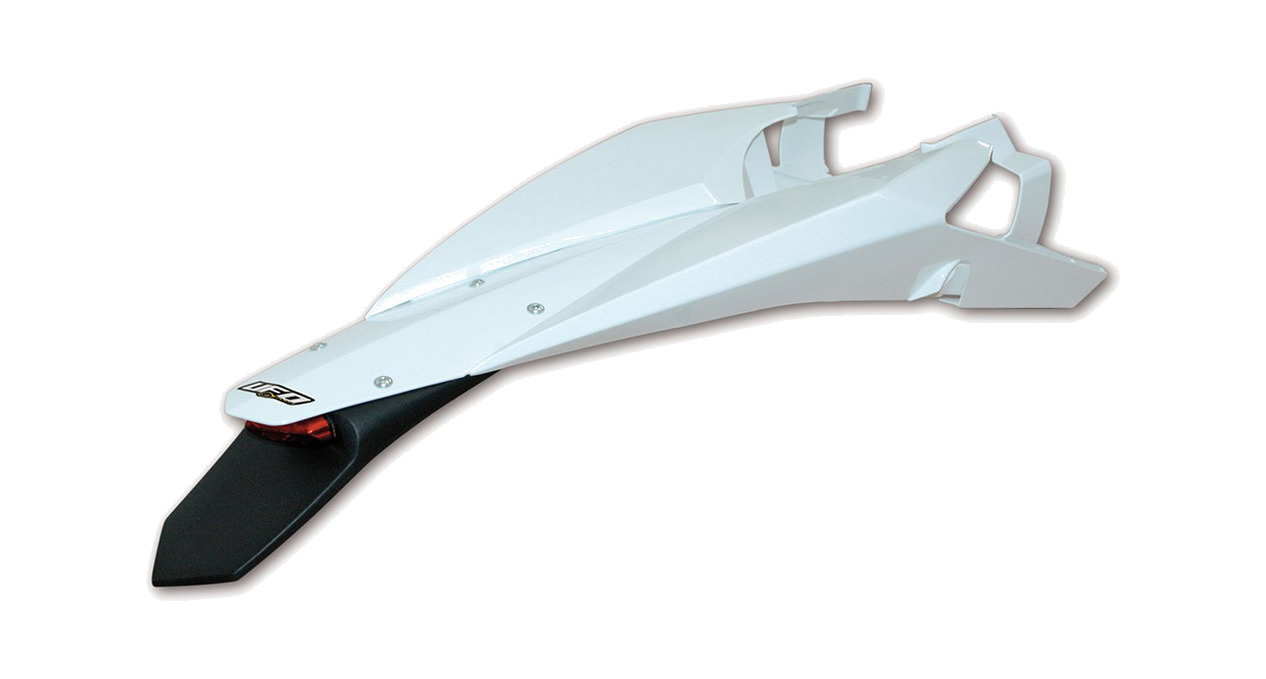 guardabarros trasero  con led hu03344